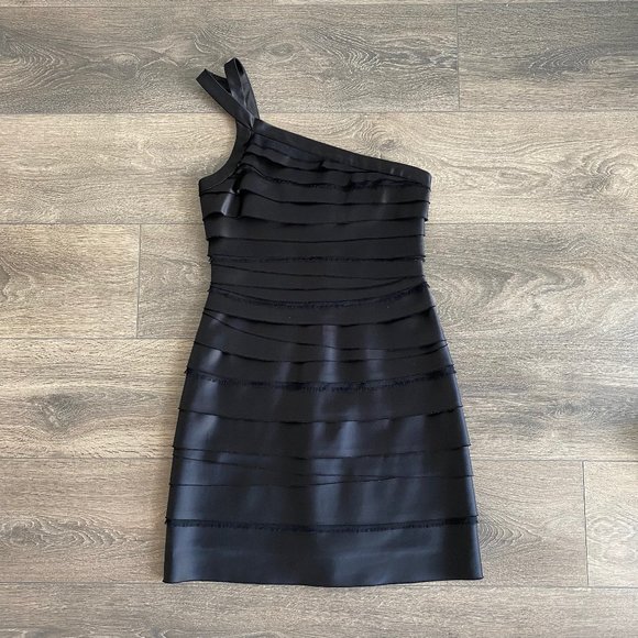 BCBG MAXAZRIA Black Layered Single-Shoulder Dress - Picture 1 of 3